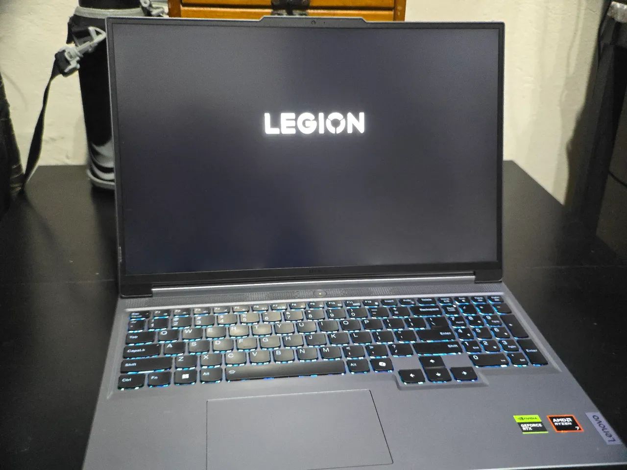 Notebook Legion Slim 5 - Ryzen 7 8845HS / Rtx4060 / 16Gb RAM / 512GB SSD - Foto 5