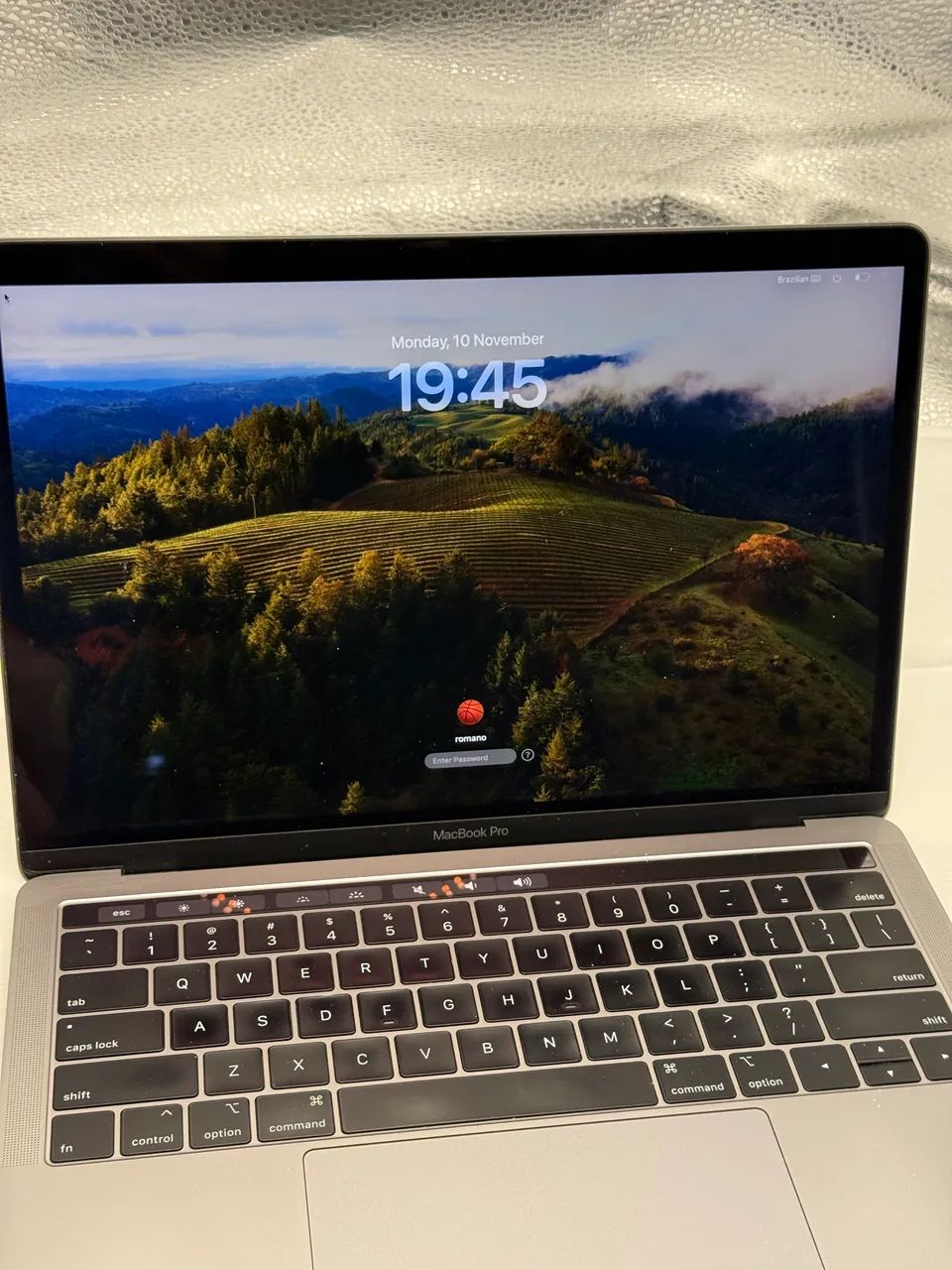 251）Mt　MacBook Pro 2019 i5/16GB/512GB MacBook Pro 2019 i5 16RAM 512GB - Notebooks - Penha de França, São