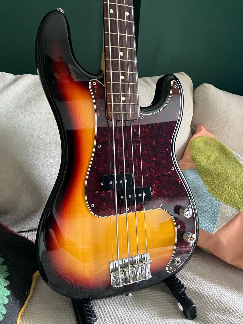 Baixo Fender Precision MIJ 2023 - Foto 3
