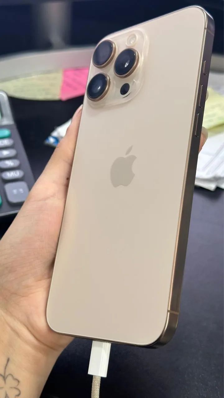 Iphone 16 PRO MAX - 256gb - Desert - Foto 4