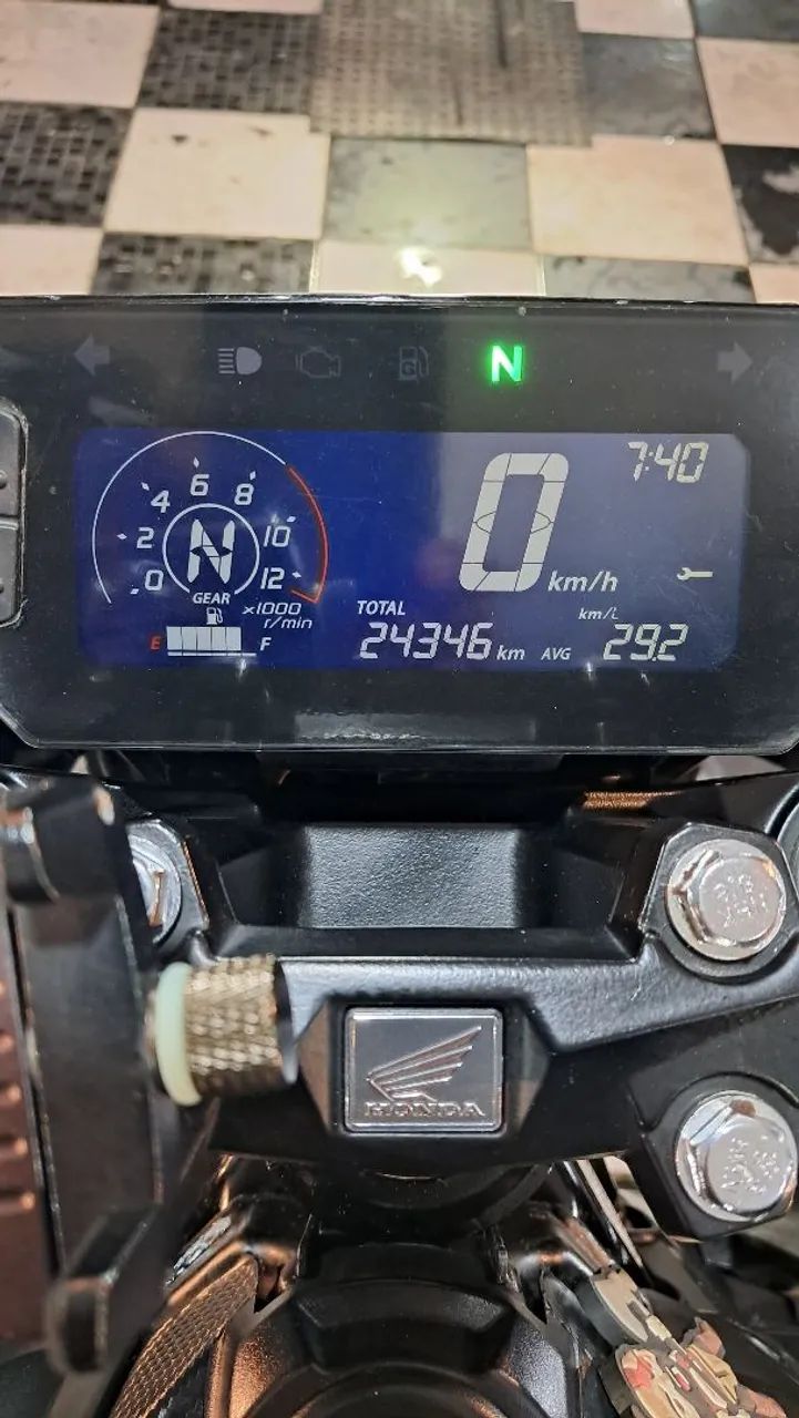 CB 300F Twister 2023  - Excelente  - Foto 4