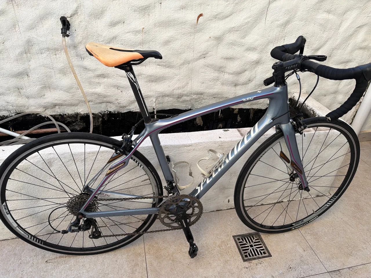 Bicicleta Specialized Speed Carbono Ruby