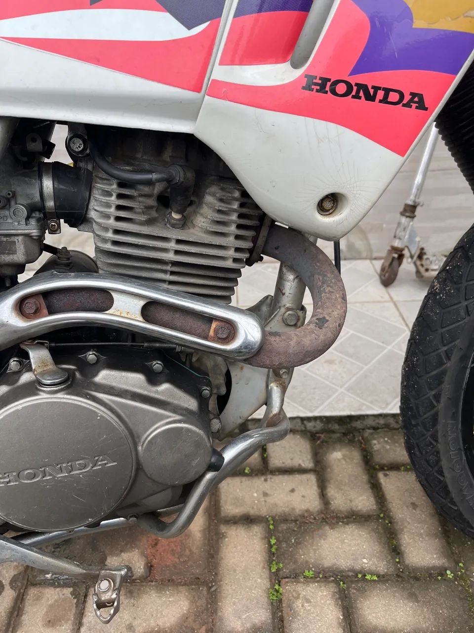 Escapamento Xr 200 original usado - Foto 2