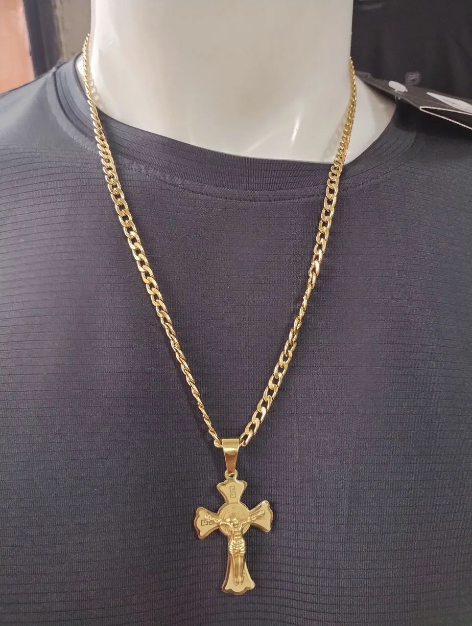 Cordão de aço novo