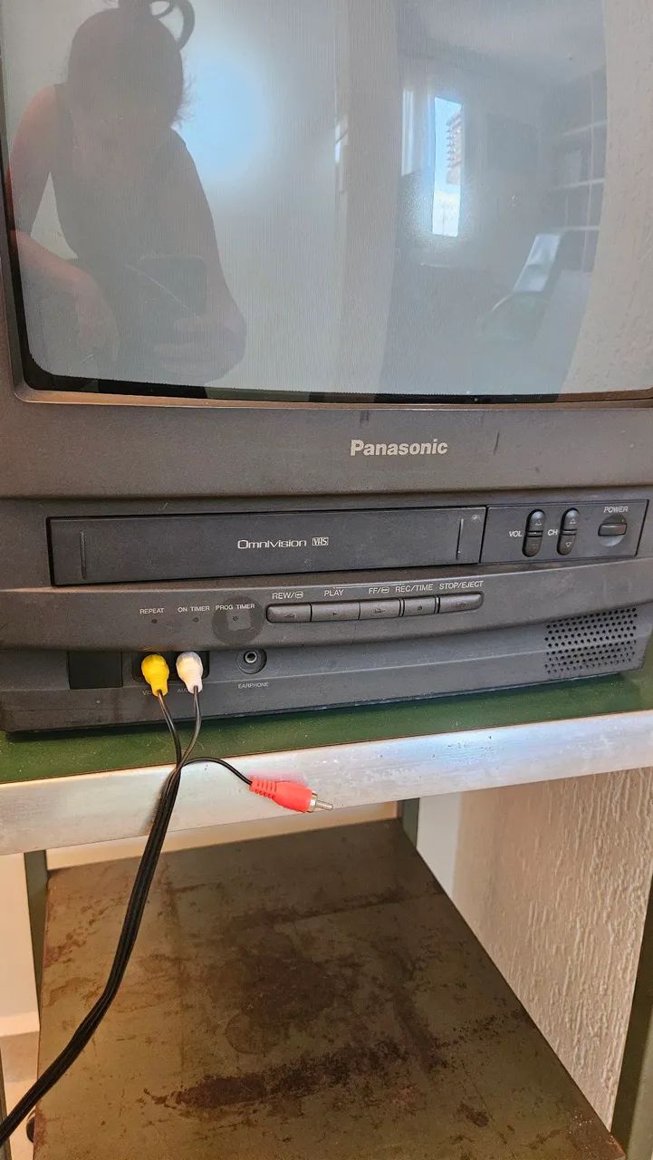 VENDO TV PANASONIC VINTAGE - 14 POLEGADAS - Foto 3