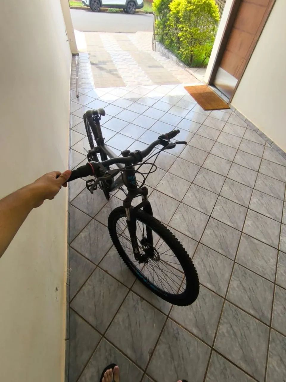 Bicicleta KLS Aro 29 em bom estado - Foto 5
