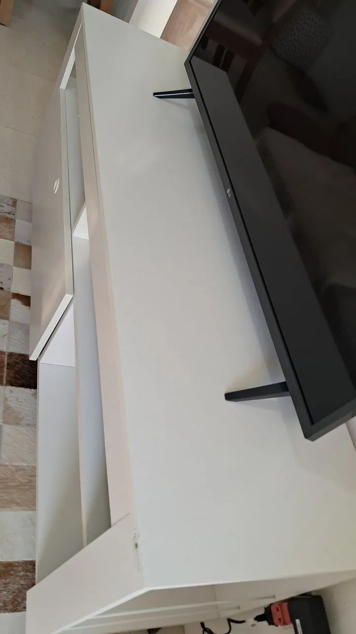 Hack branco para tv e decoração usado em ótimo estado - Foto 3