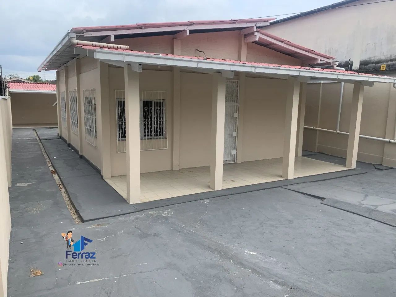 Parque 10: casa 03 quartos reformada leia - Foto 3
