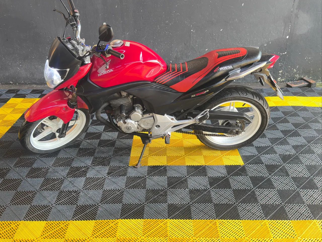 Moto cb 300 - Foto 4