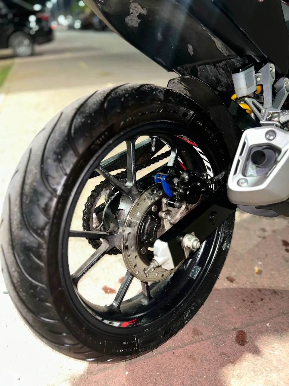 CB 300F - Foto 4