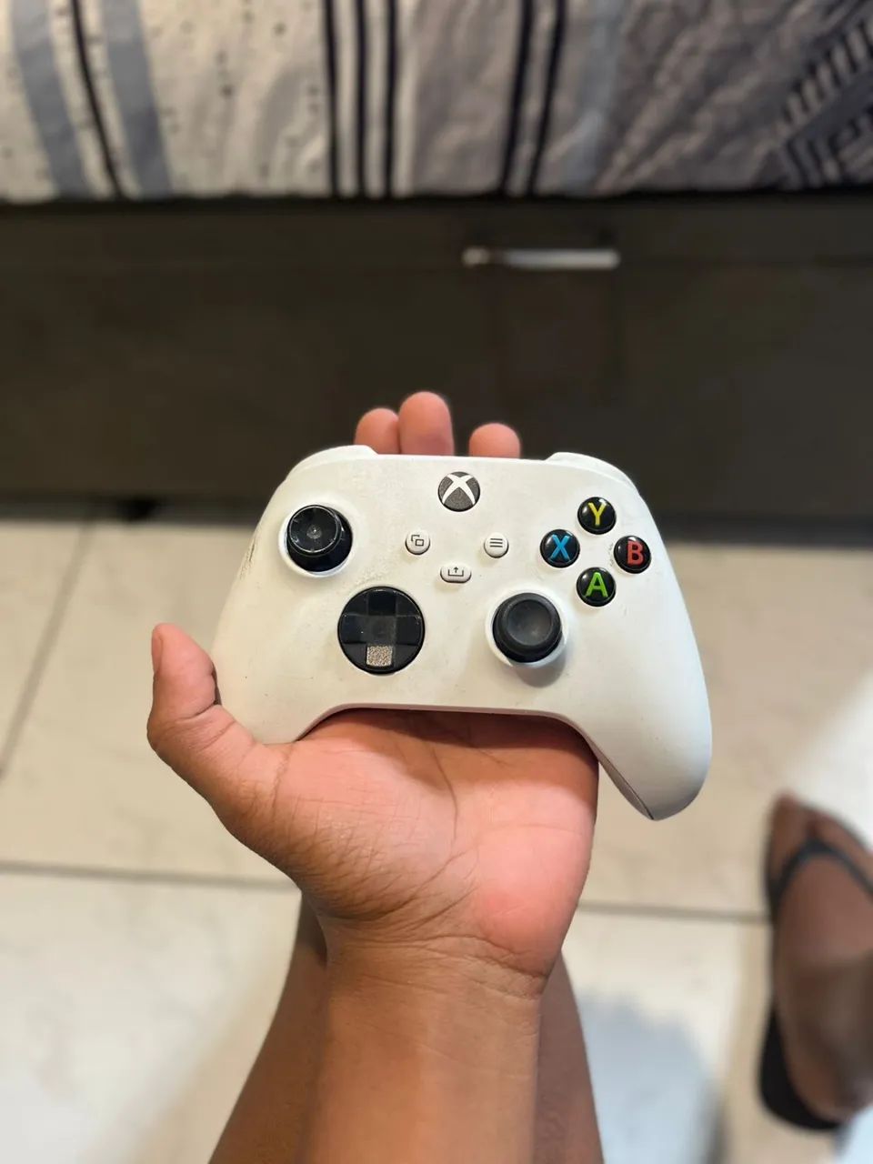 Xbox one Original perfeito estado +2 controles +gera oferta era - Foto 4