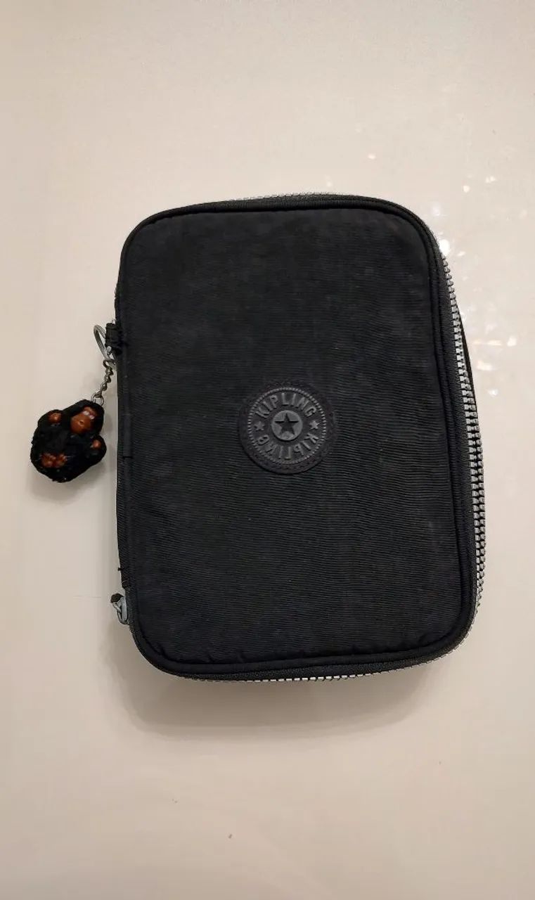 Estojo Kipling Original - 100 Pens Preto
