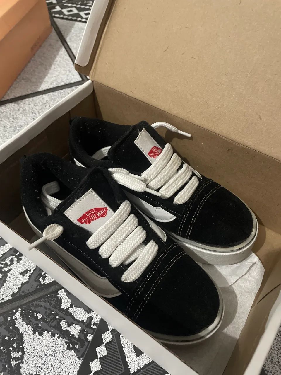 tênis vans old skool preto e branco 