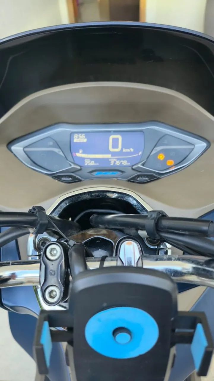 Vendo pcx 160 dlx, abs  - Foto 2