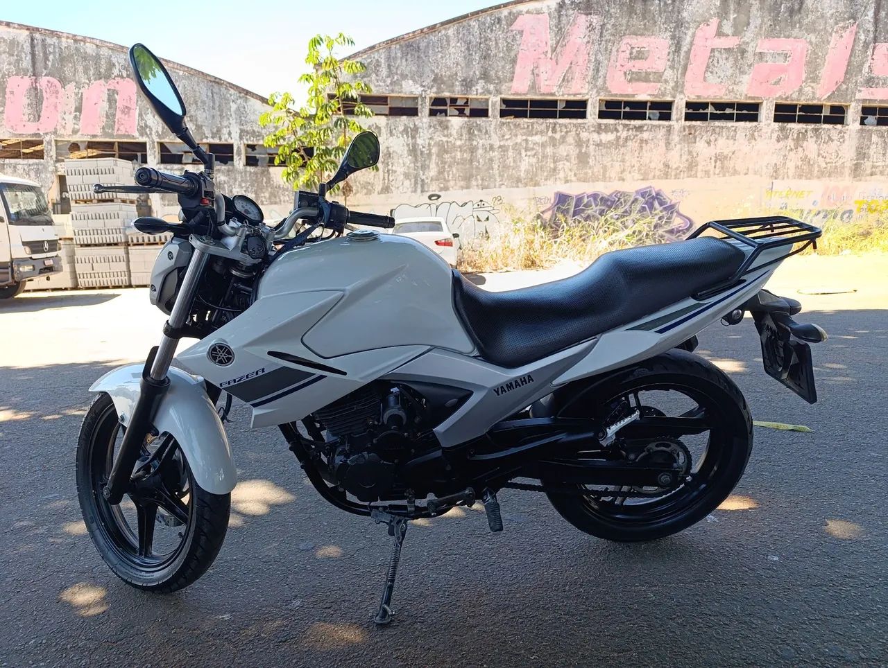 Moto bem conservada 