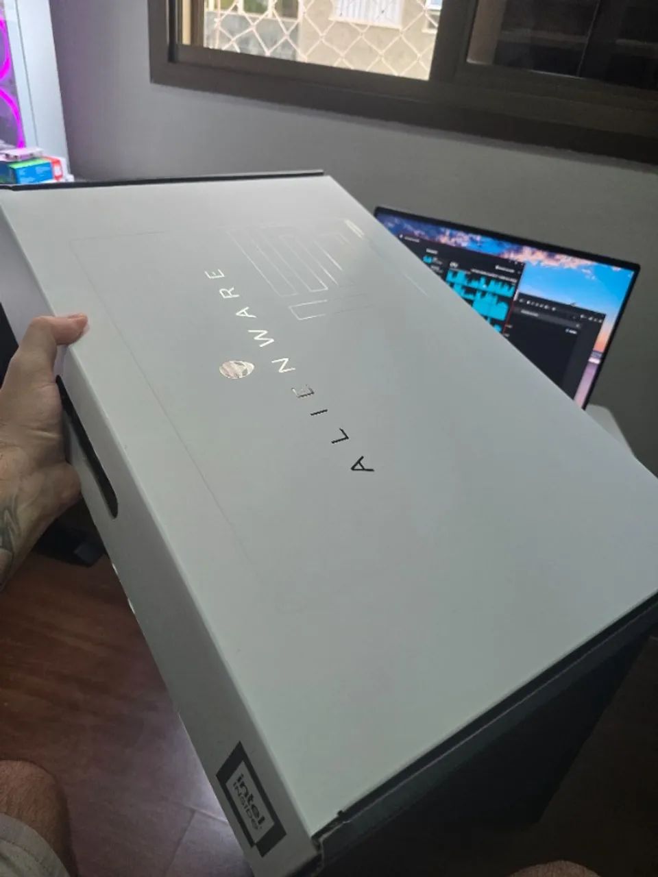 Alienware m15 R6 - 64gb RAM - RTX3070 - i7 11800H - Foto 4