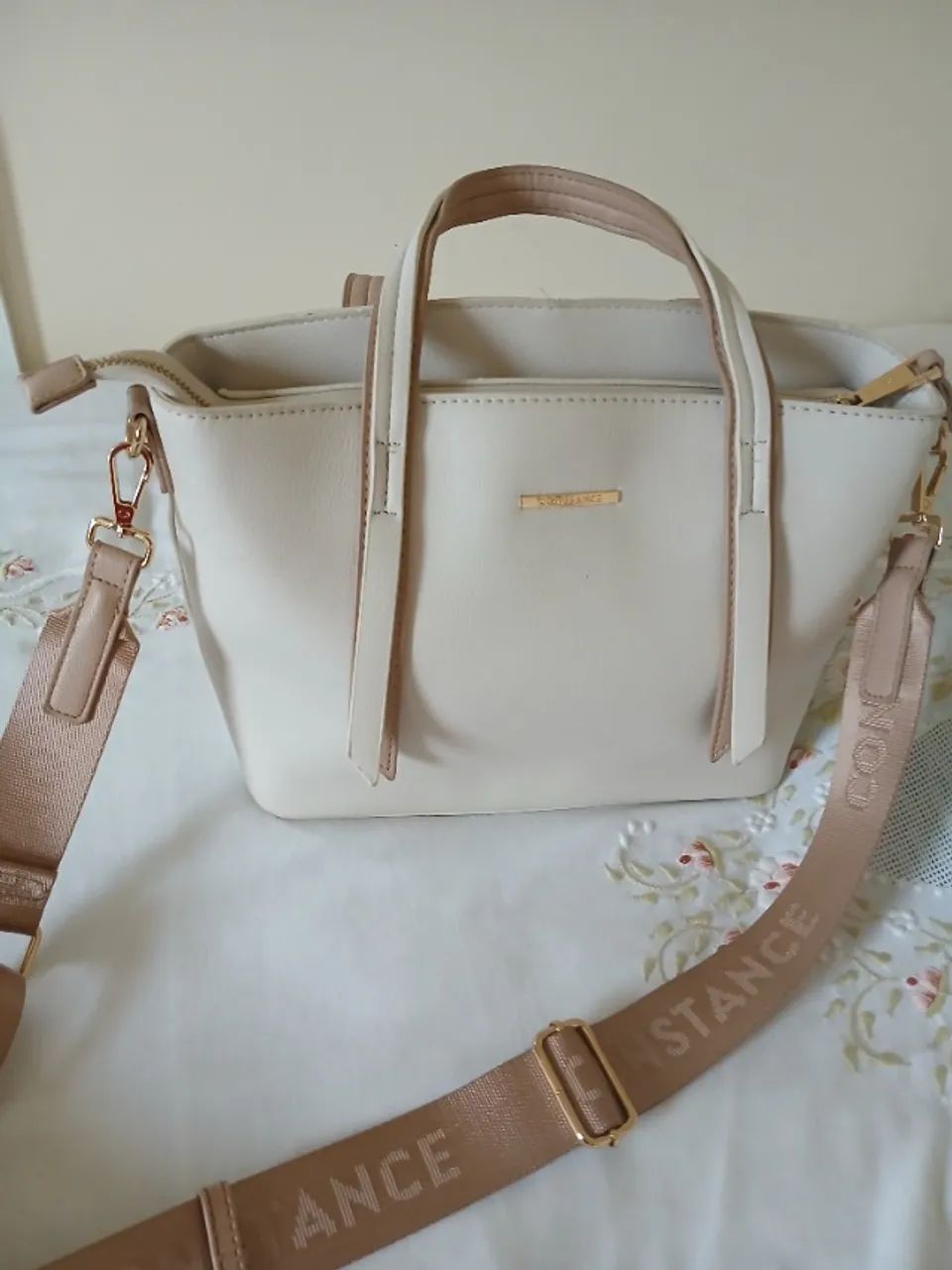2 Bolsas e 1 mini chapinha  - Foto 2