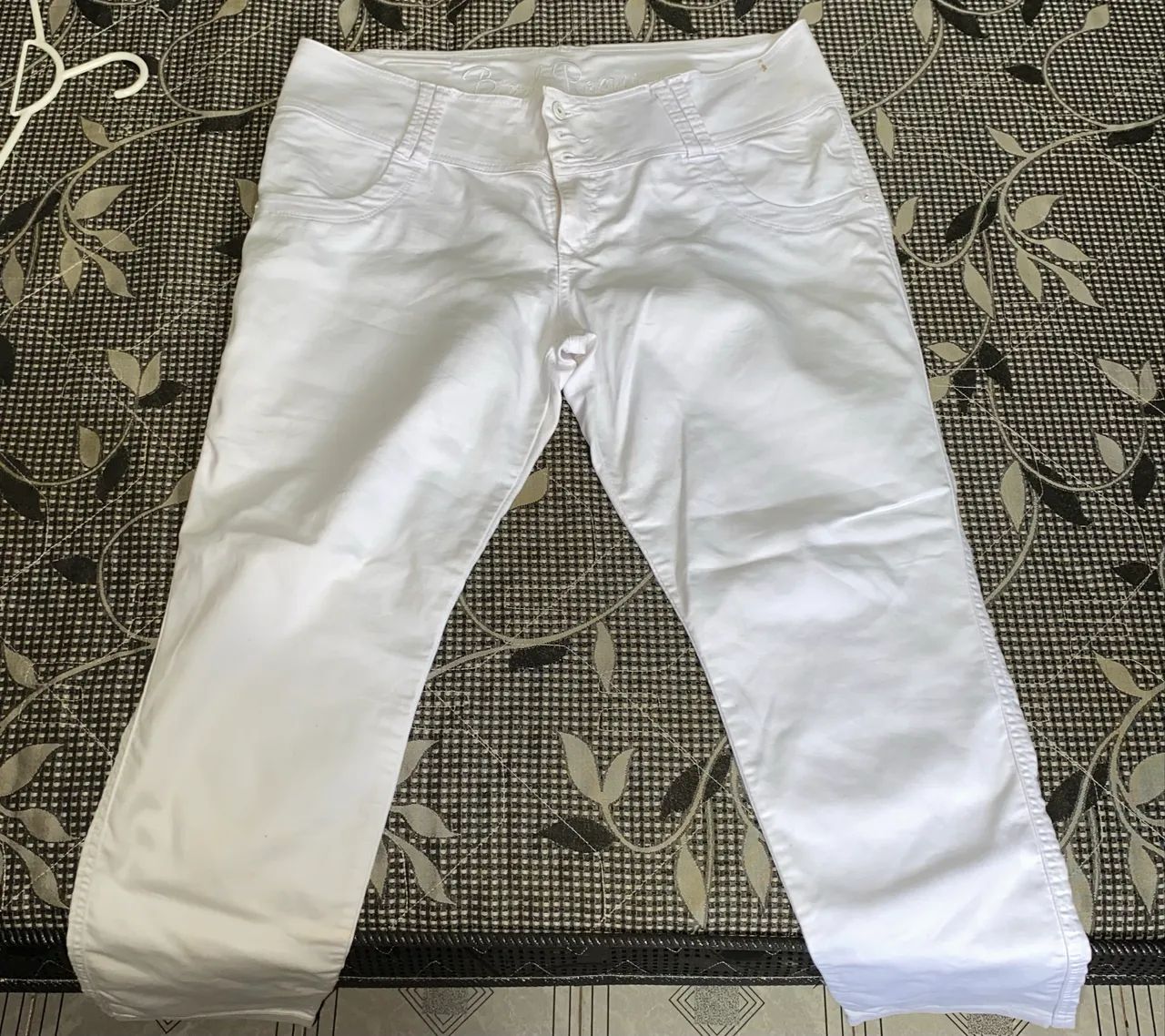 Calça feminina tamanho 52
