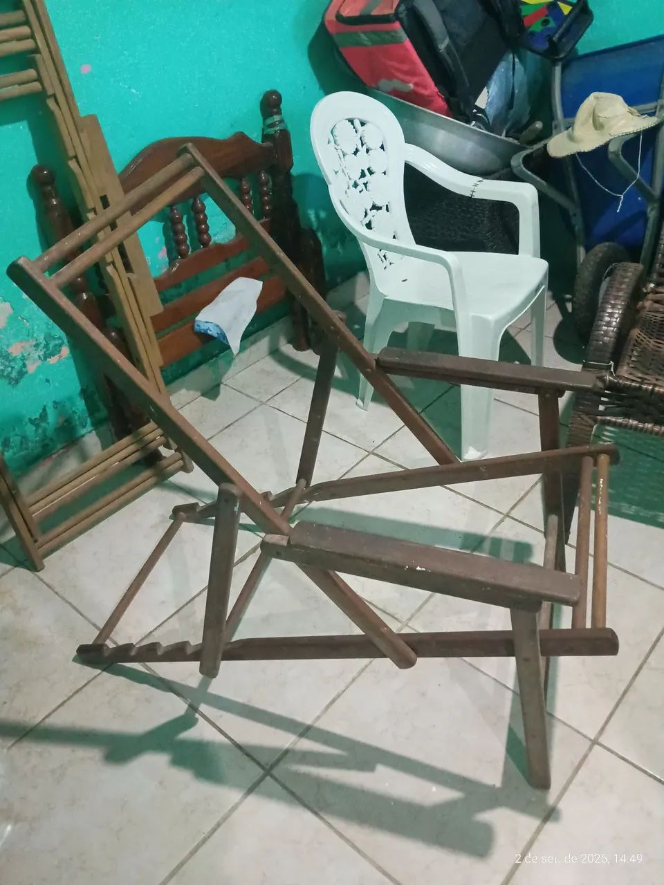 Espreguiçadeira de madeira nobre