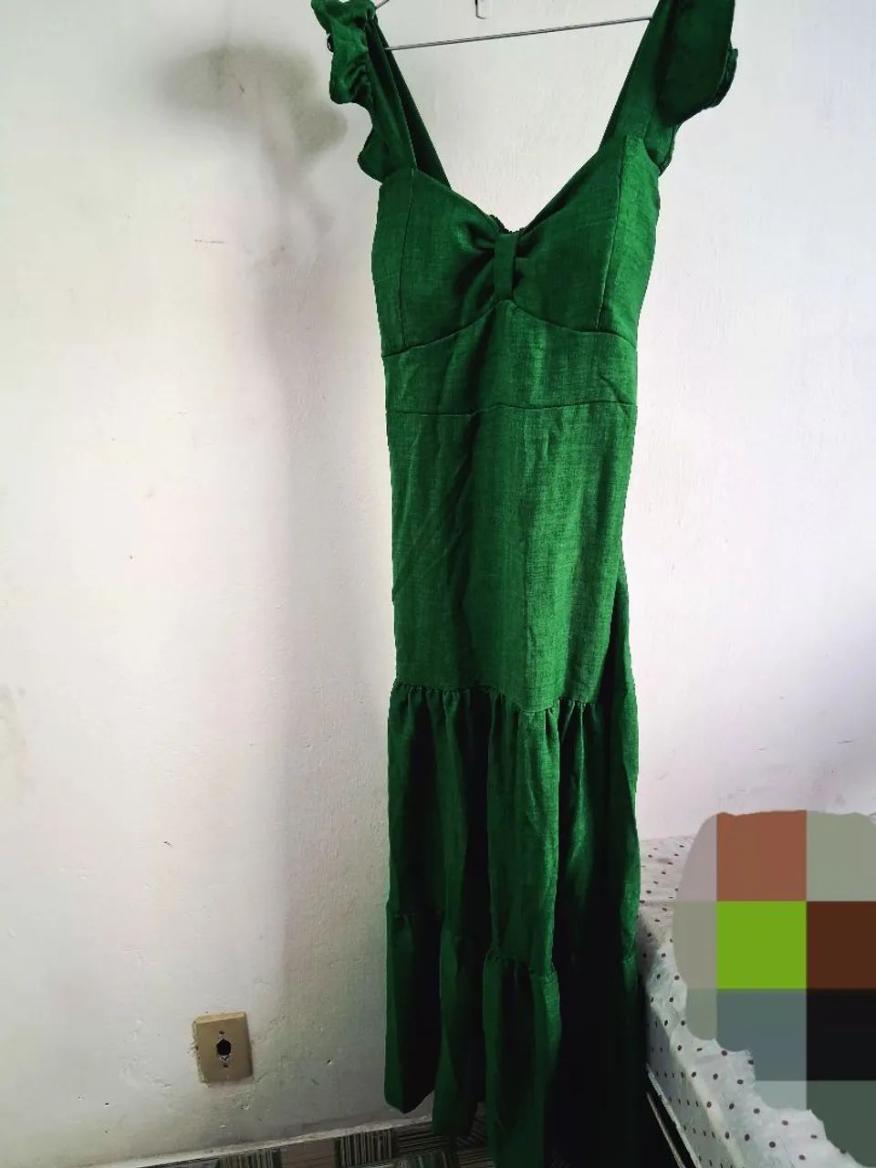 Vestido verde com bojo. (Tamanho U)