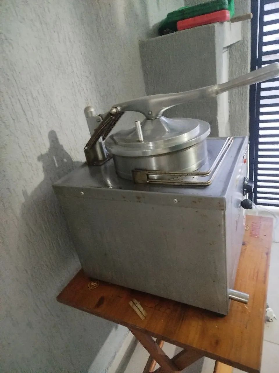 Fritadeira industrial a pressão - Foto 2