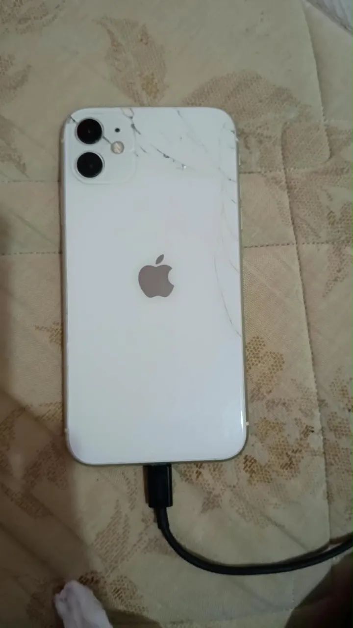 iPhone 11 - Foto 2