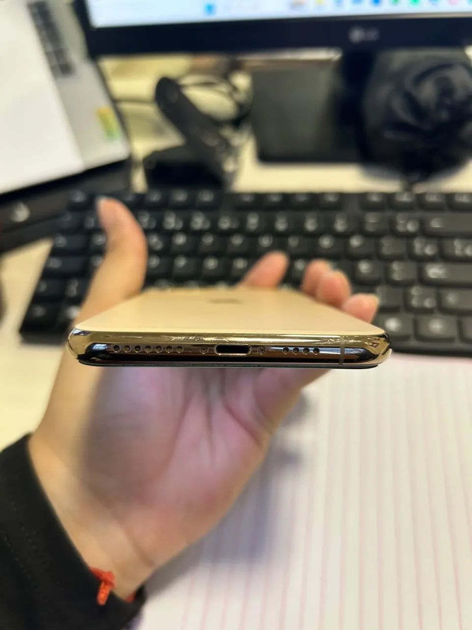 iPhone 11 Pro Max 256GB dourado - Foto 3