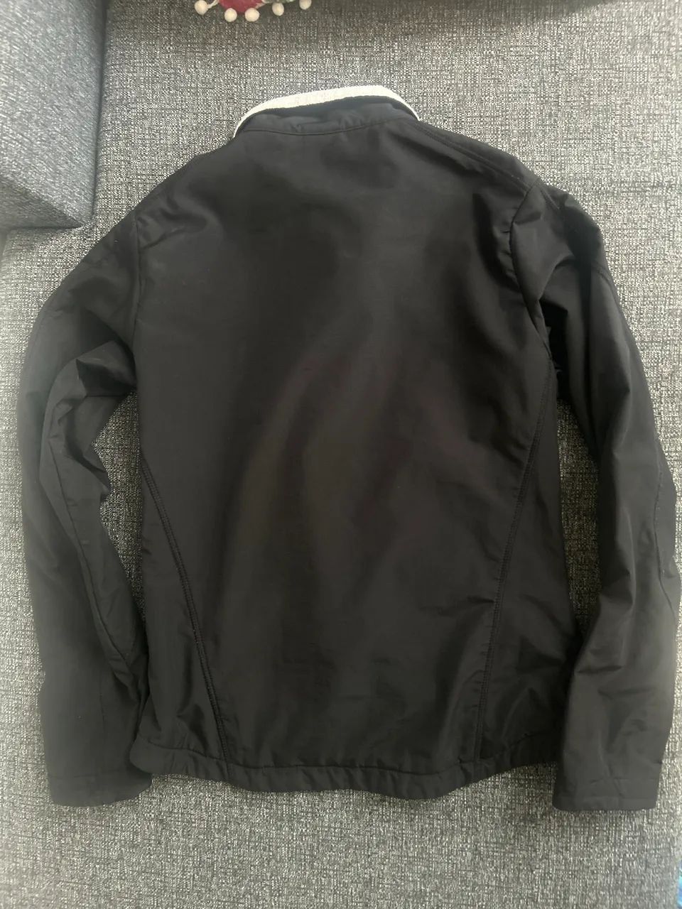 Jaqueta Nike impermeável acolchoada TAM P - Foto 4