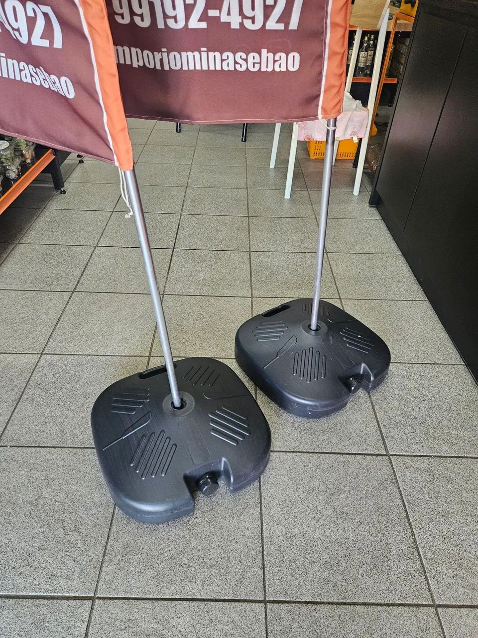 Suporte e Ferro Wind Banners - Semi-Novos