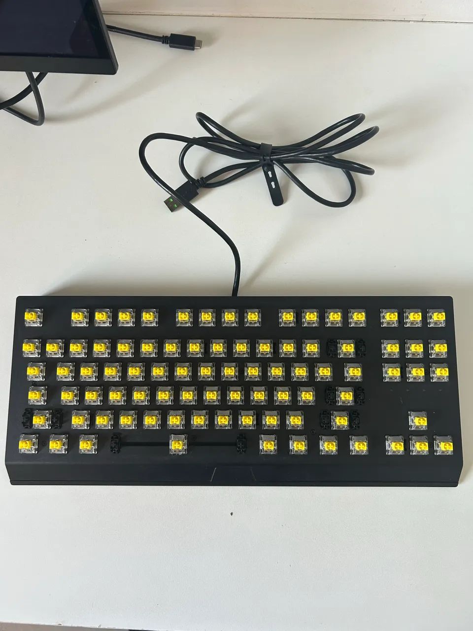 Razer BlackWidow V3 TKL - Yellow Switch - Periféricos e Acessórios