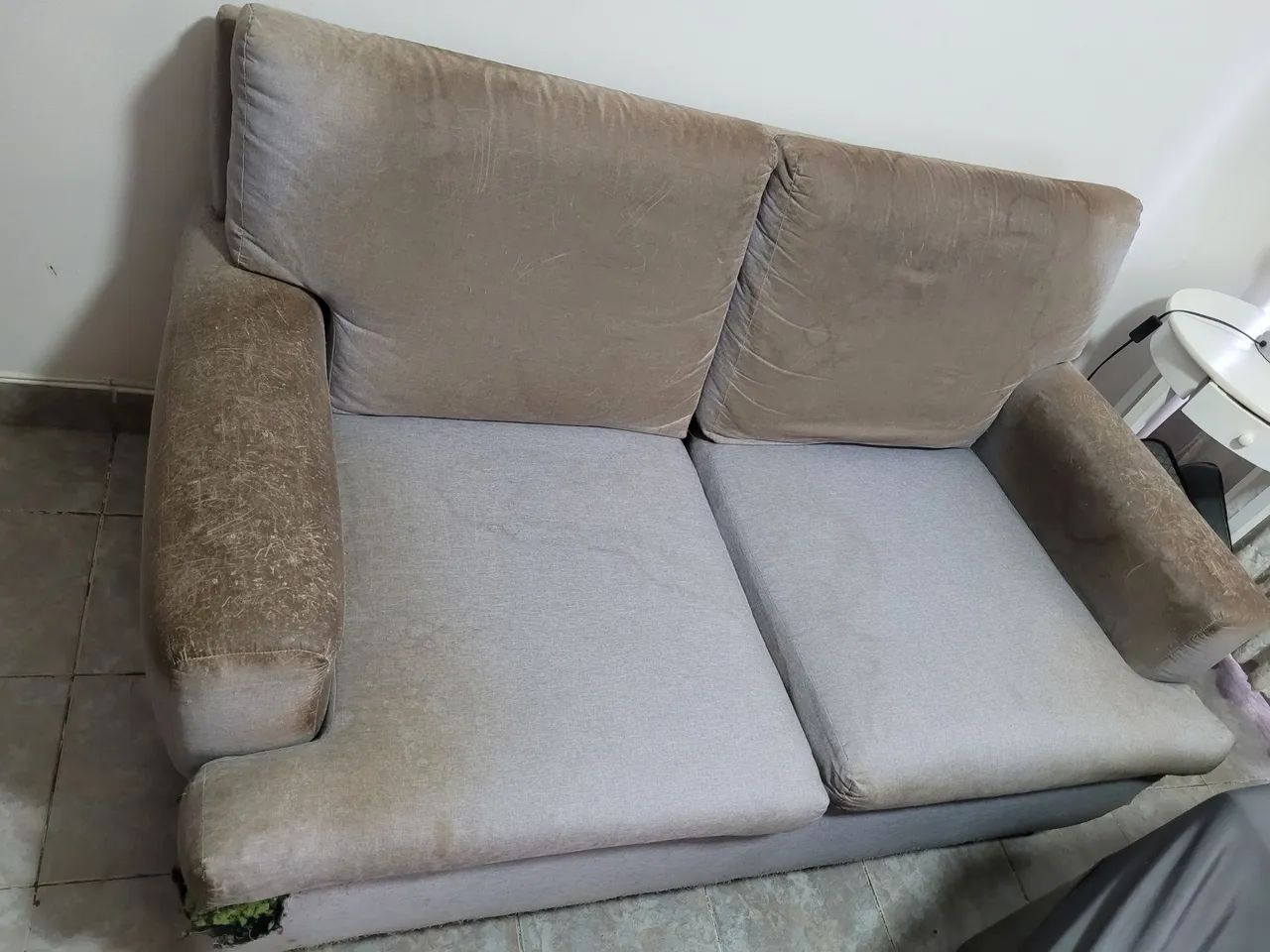 Sofá 2 lugares para doação ! Não entrego !