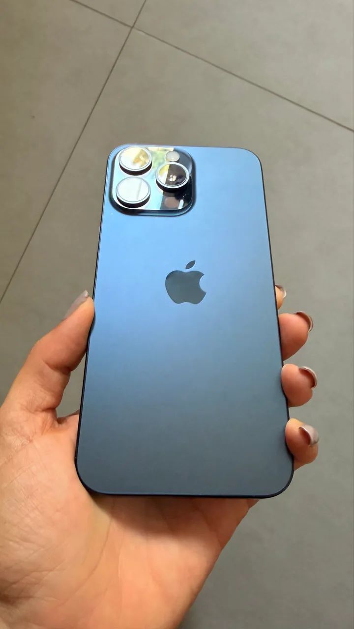 Vendo iPhone 15 Pro Max 256 gb