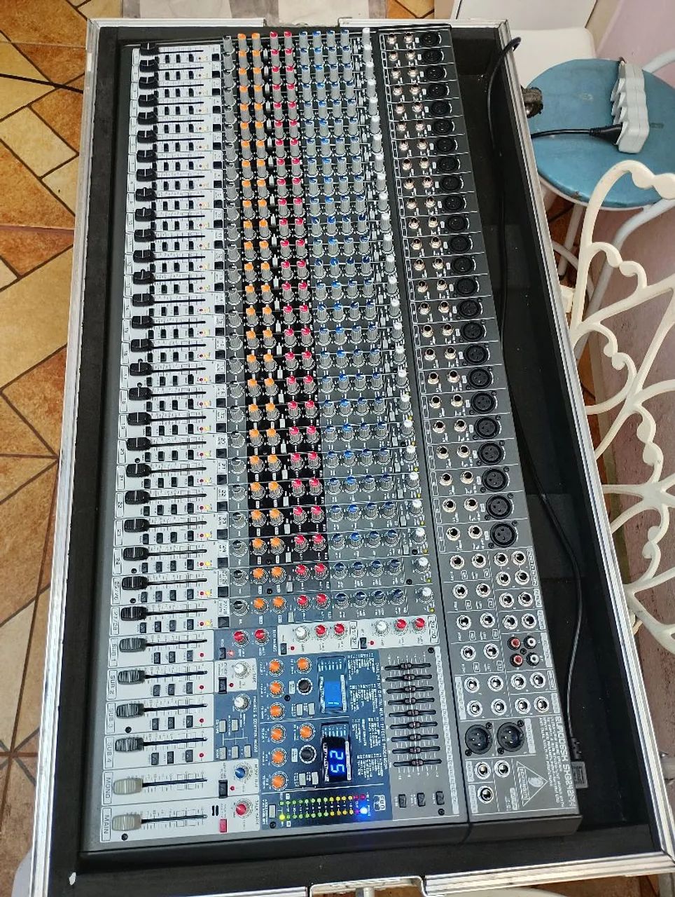 Mesa de Som Behringer 3442 SX - Foto 2