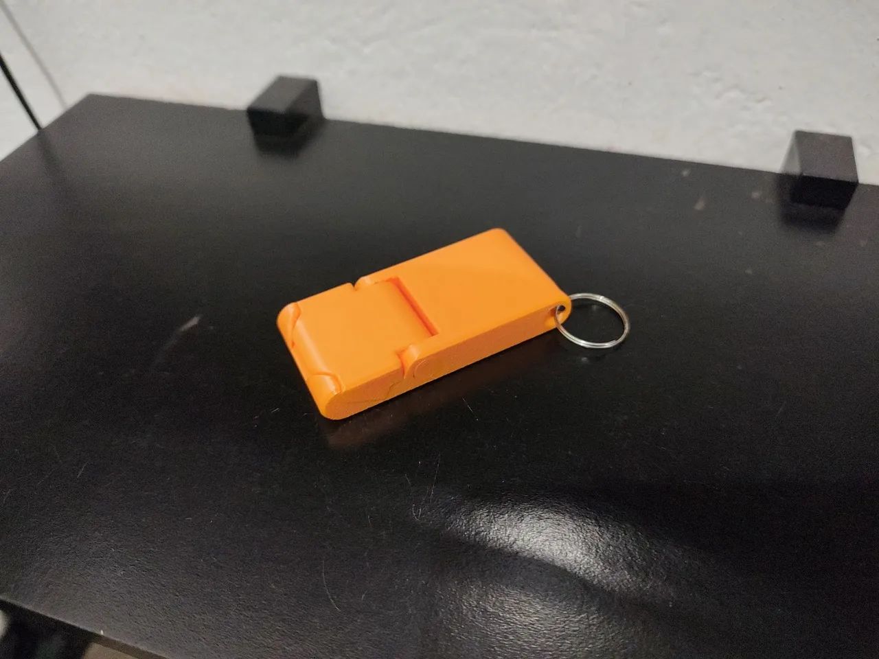 Chaveiro suporte dobrável para celular - Foto 4