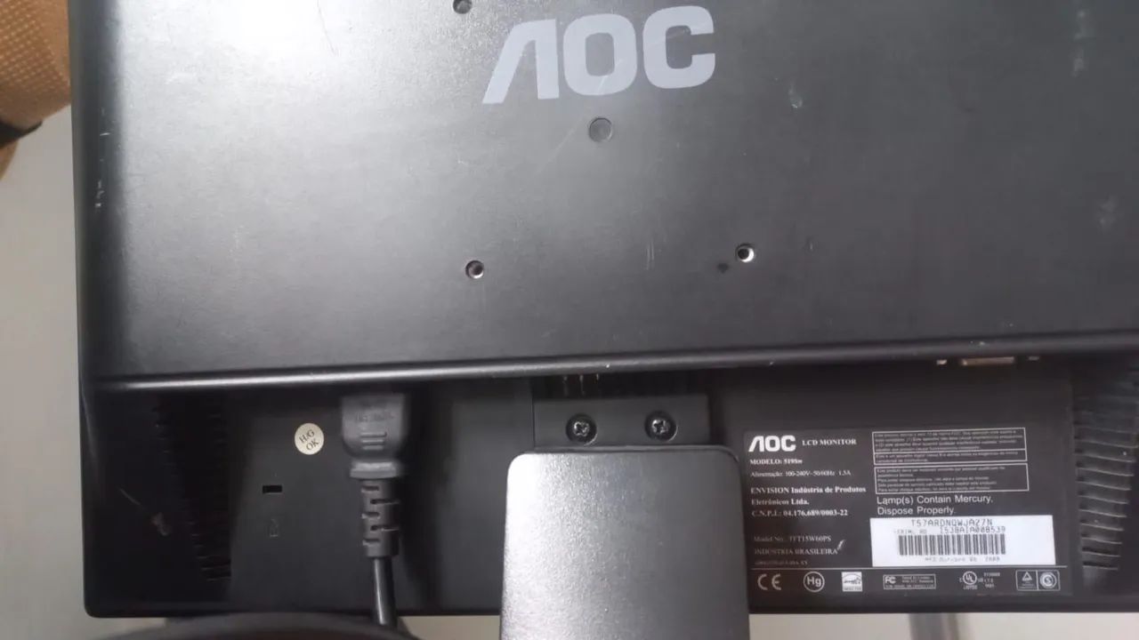 Monitor AOC  15" polegadas - Foto 2