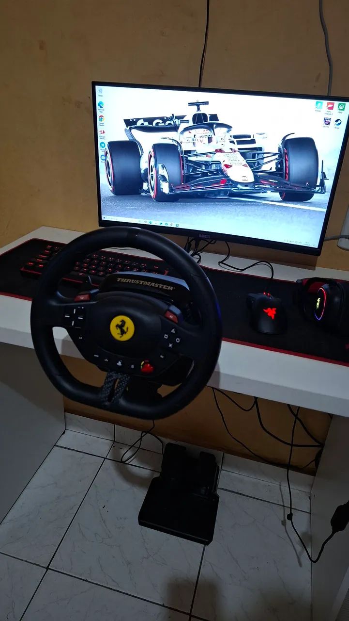 Volante Thrustmaster novo - Foto 2