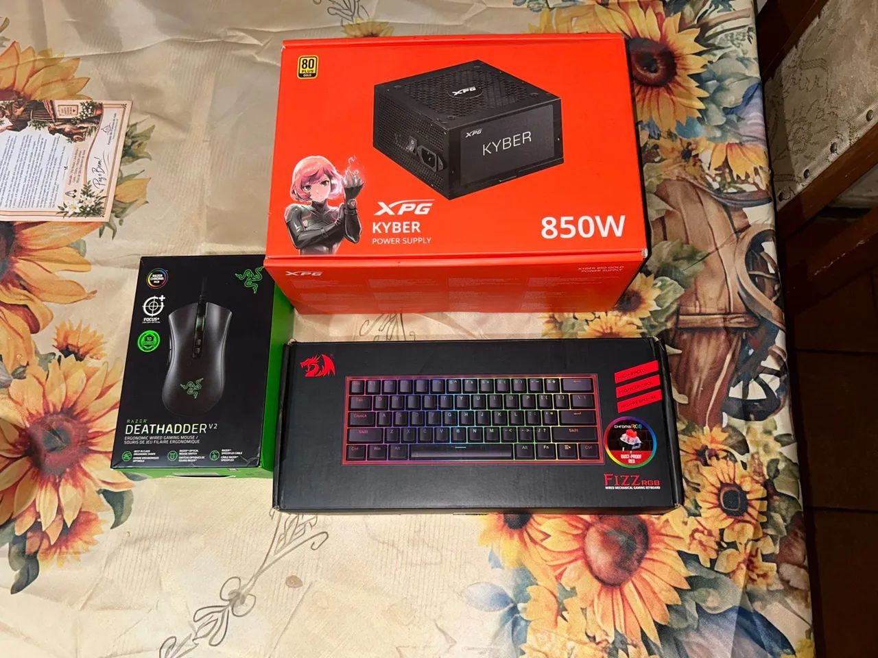 Kit gamer(Fonte, mouse e teclado)
