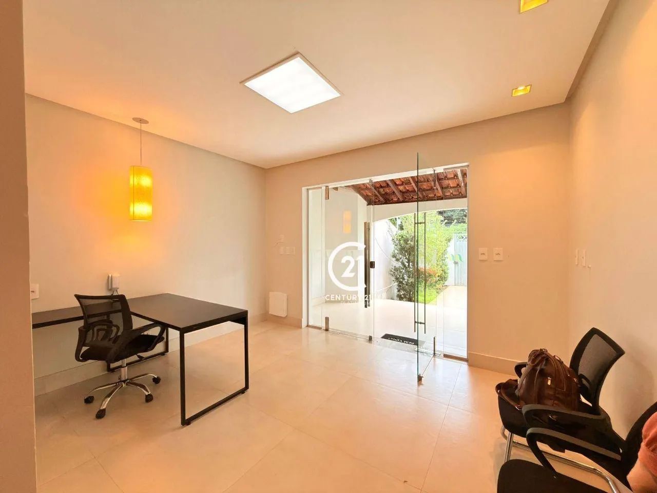Sala 15m2 para Locação Morada Nobre