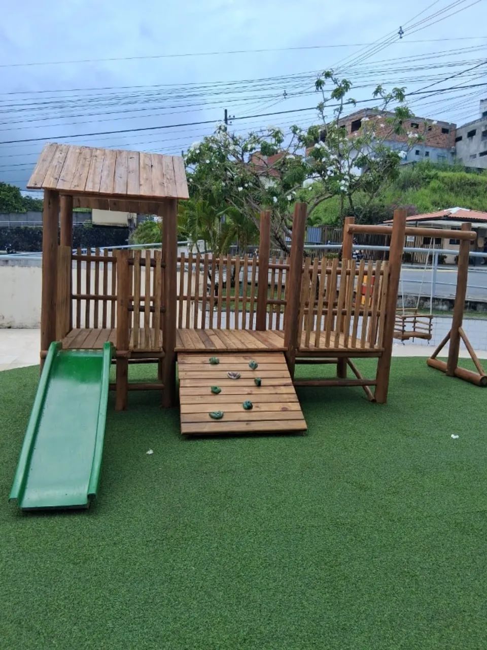 Parque infantil em eucalipto  - Foto 3