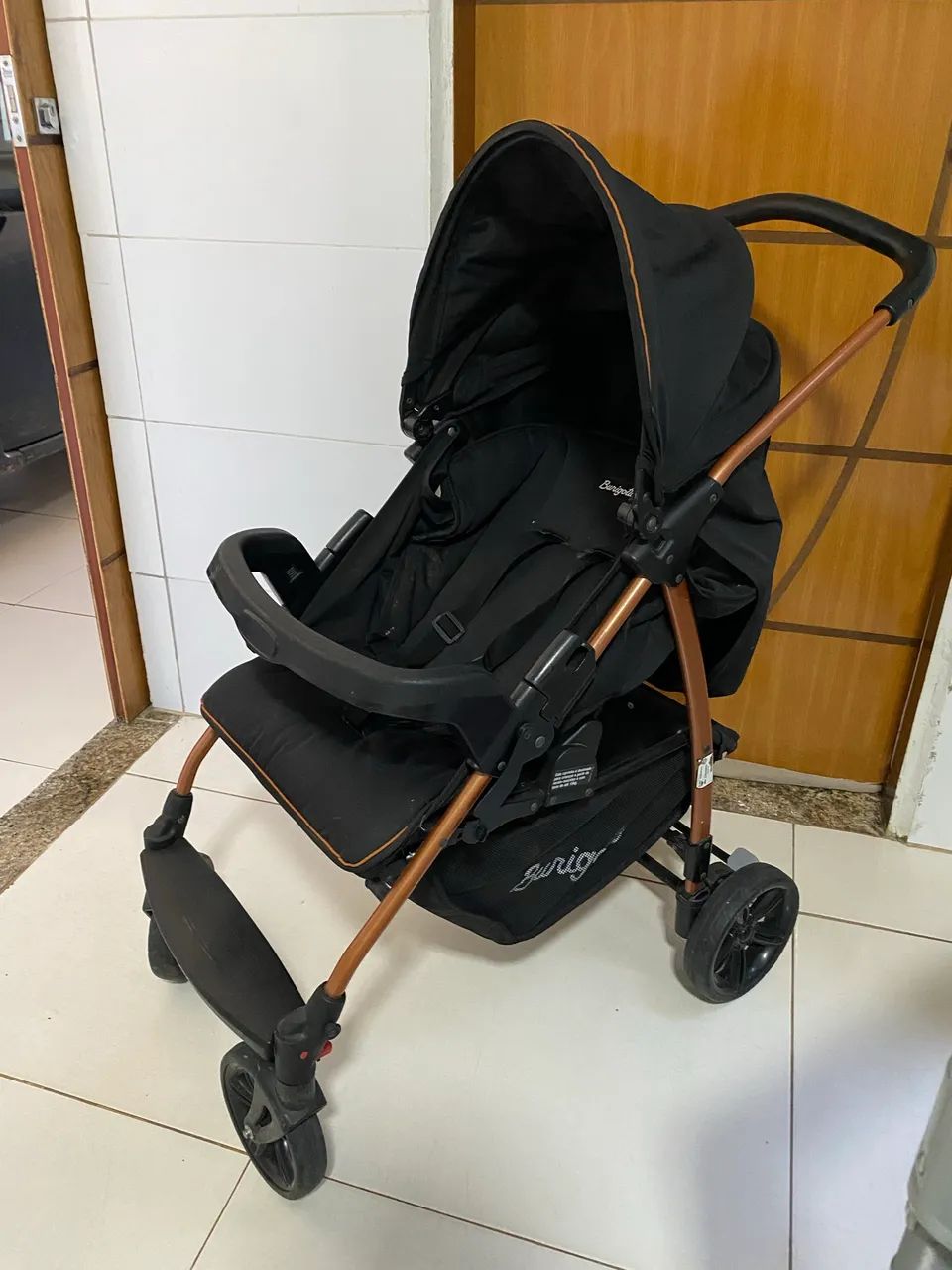 Carrinho e bebê conforto - Foto 4