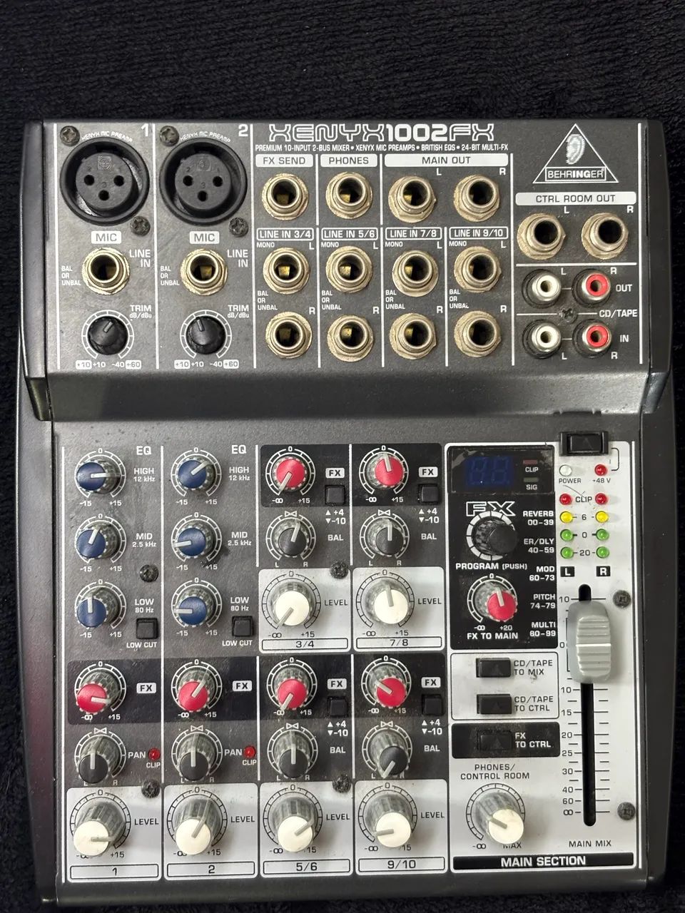 Console Behringer 1002FX Xenyx - Mesa de som