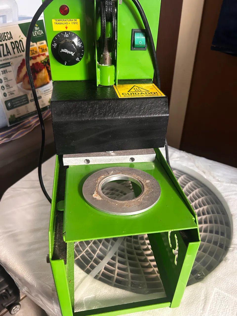 Seladora de copo/ sobremesa 220w com berço 100g  - Foto 2