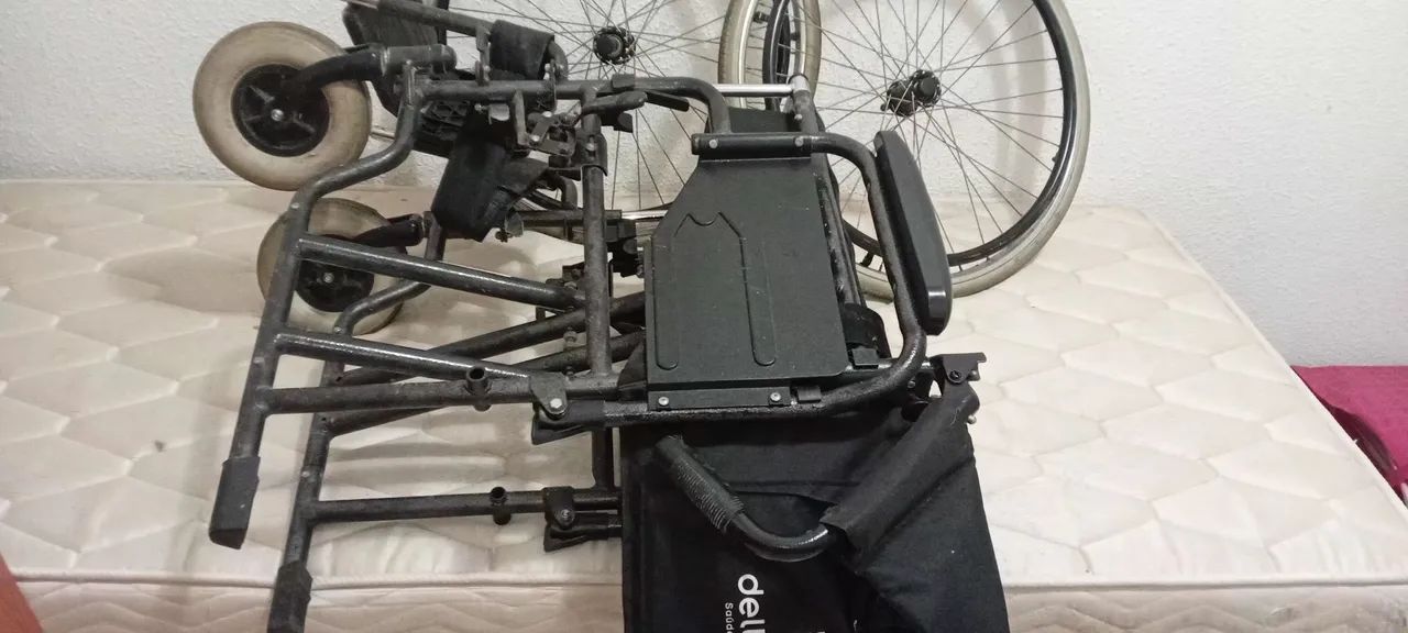 Vende cadeira de Rodas - Foto 3
