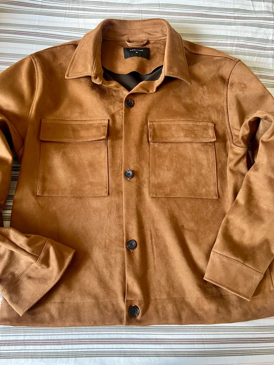 Jaqueta Overshirt em Suede Liso - Foto 2