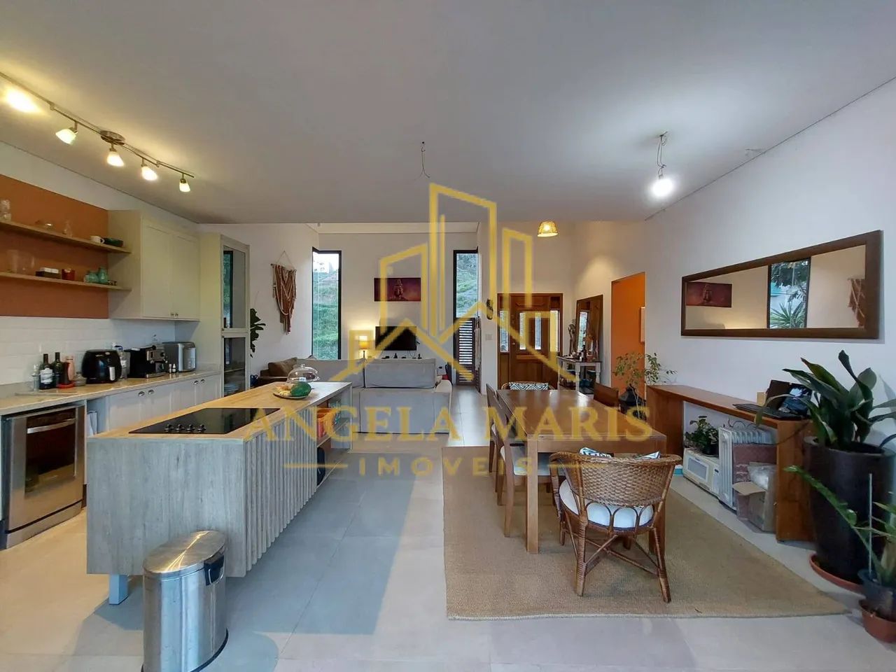 Casa 3 dormitórios (1 suíte), Paraíso de Igaratá, SP.