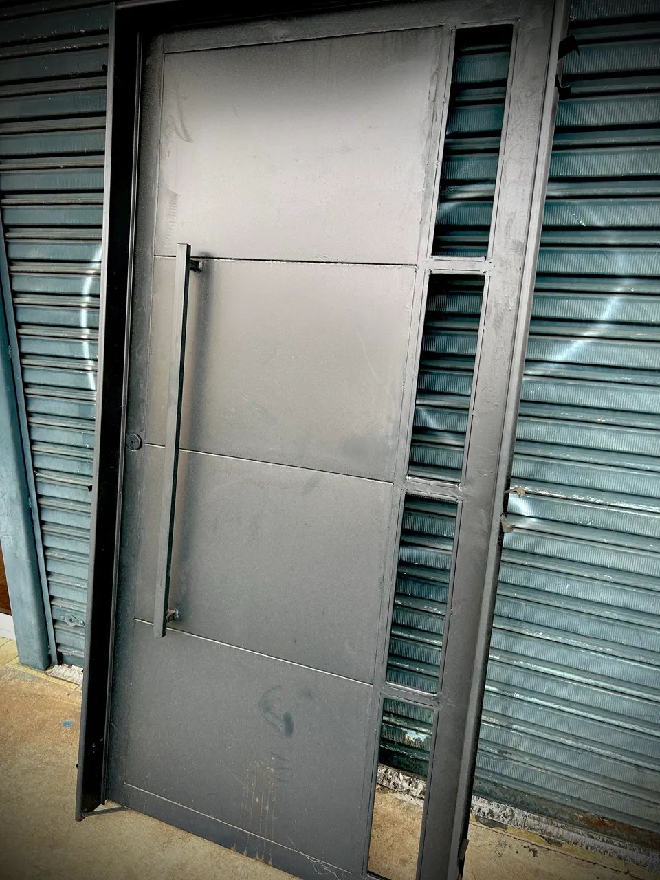 Porta moderna 65181969782787122