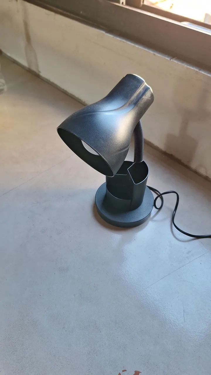 Luminária de Mesa - Foto 5
