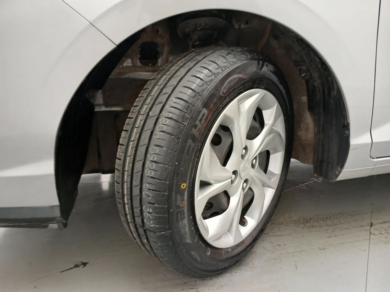 Hyundai HB20S Comfort Plus 1.0 TB Flex 12V Mec., foto 11 de 18
