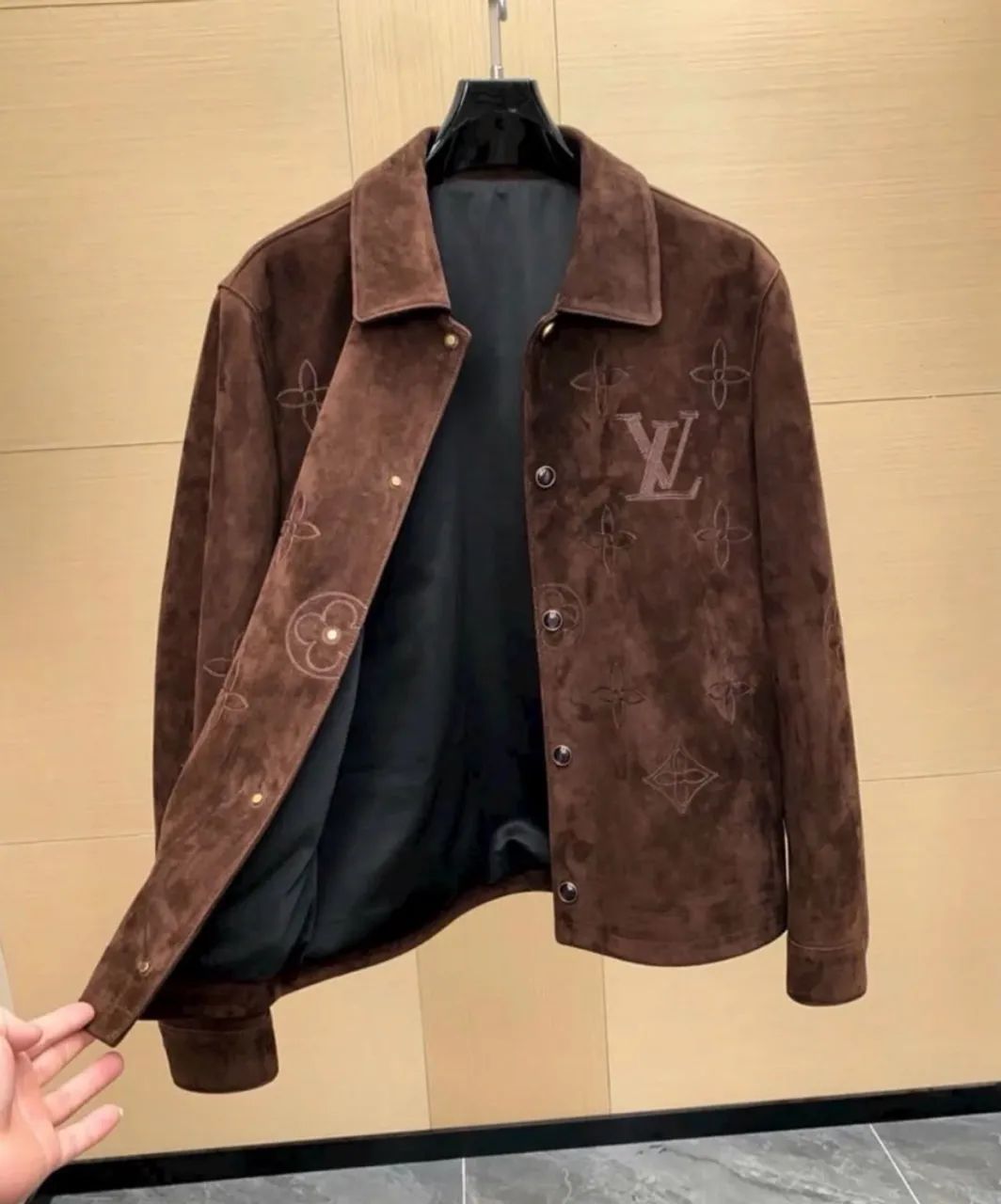 Jaqueta Louis vuitton lançamento 