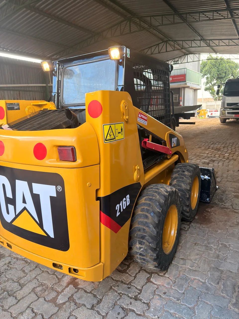 Mini Carregadeira  - Foto 5